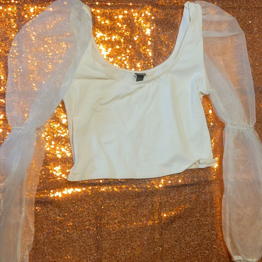 Puff Cuff Arm Top